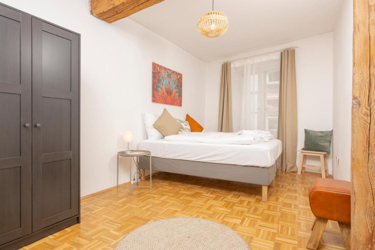 Zum Grazer Uhrturm Apartman Kültér fotó